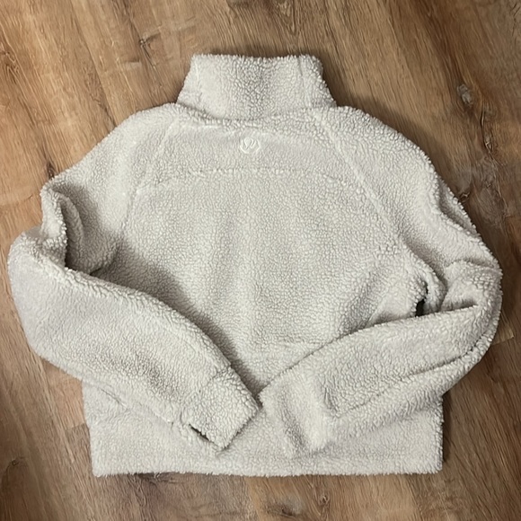Lululemon Scuba Oversized Fleece Funnel Neck - Picture 4 of 4